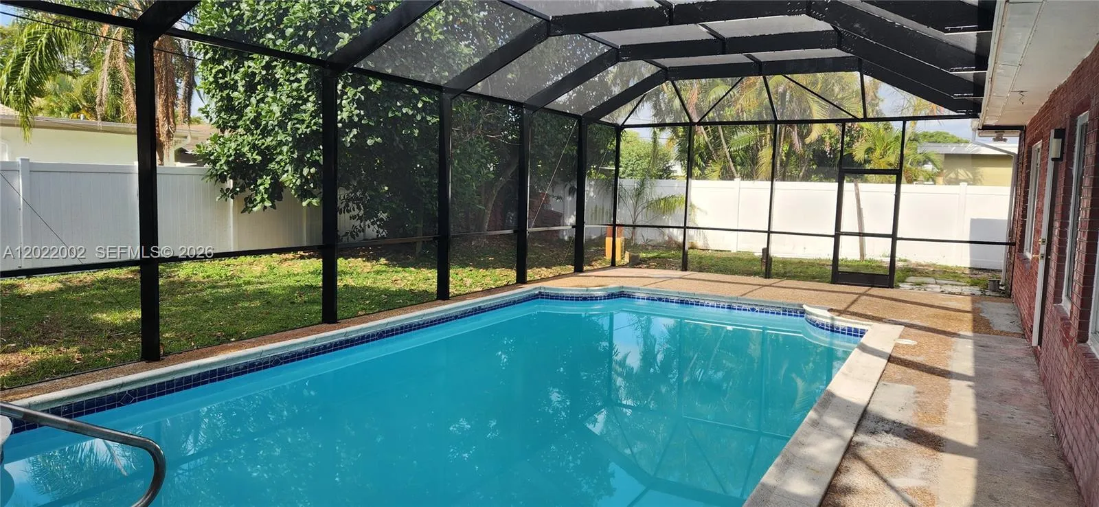 5260 SW 9th St, Plantation FL 33317