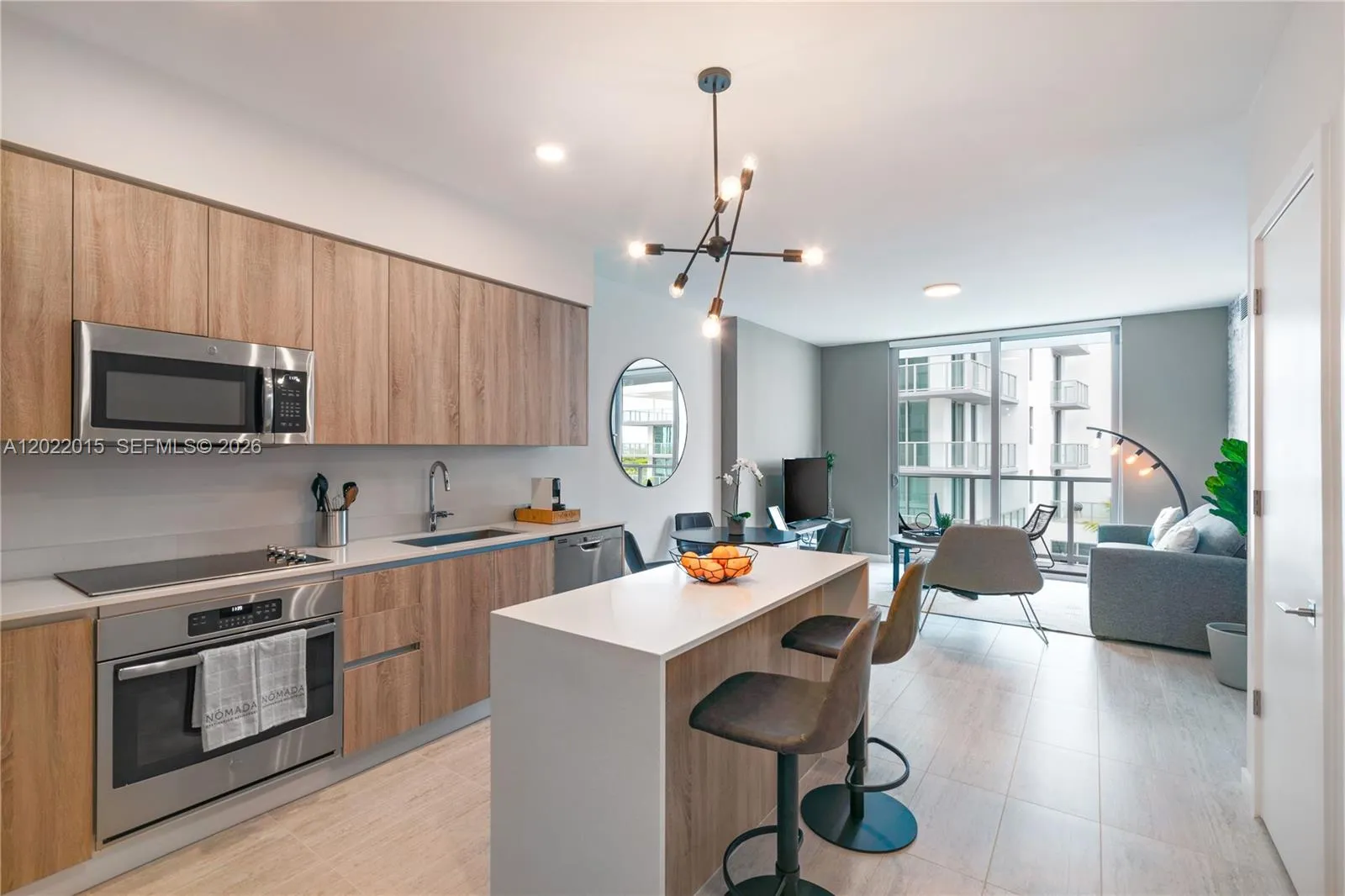 3900 Biscayne Blvd # 818, Miami FL 33137