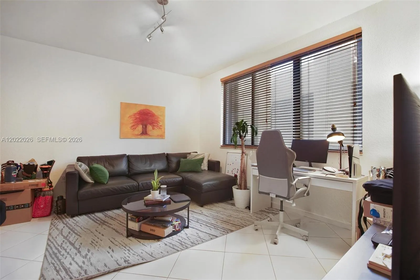 1 bedroom 1 bath for sale at 540 Brickell Key Dr # 308, Miami FL 33131