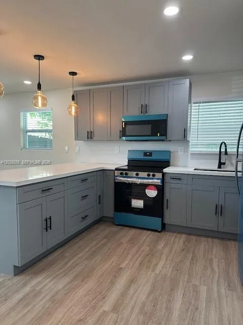 615 NW 90th St # 617A, El Portal FL 33150