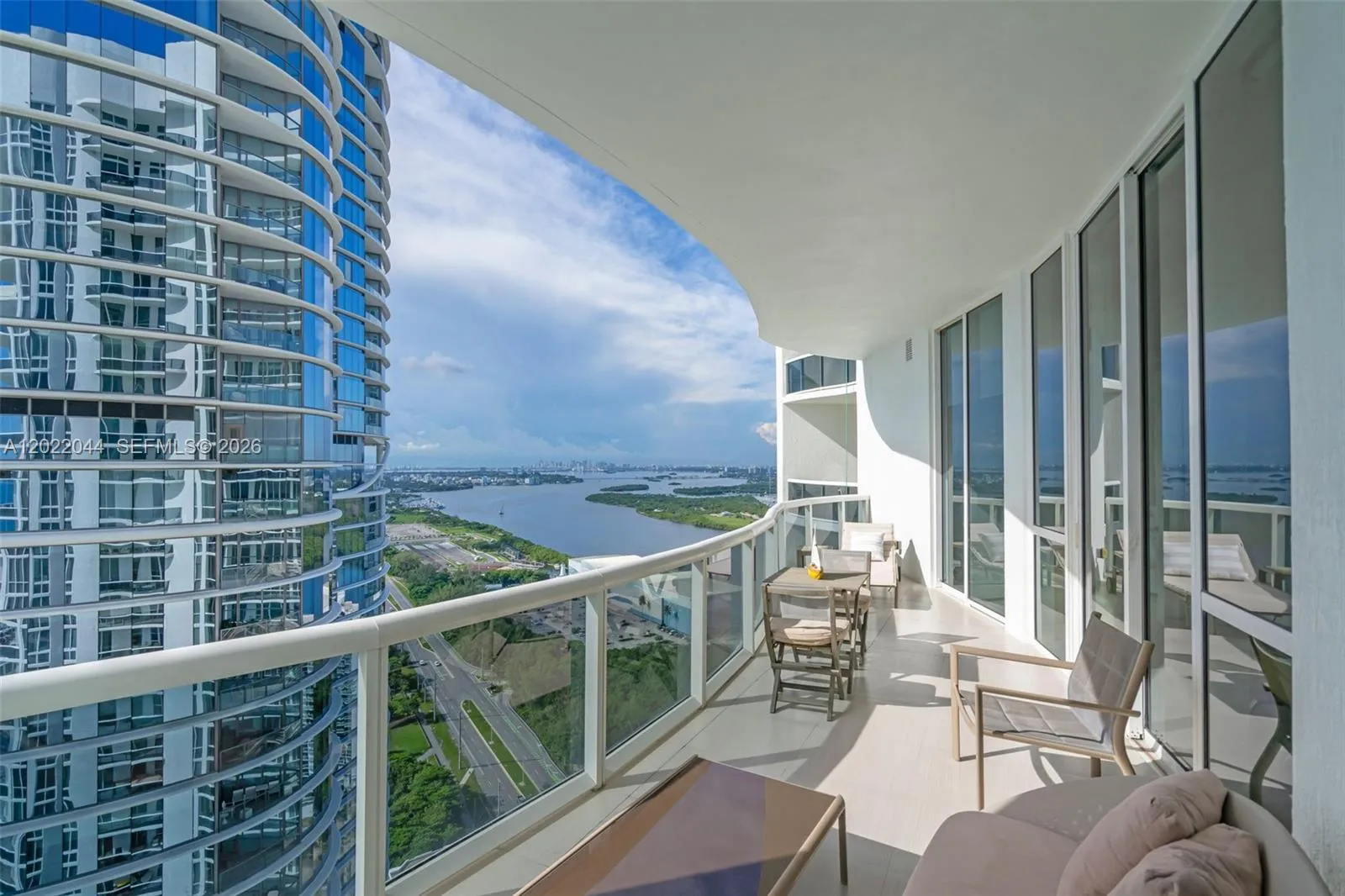 15811 Collins Ave # 3407, Sunny Isles Beach FL 33160
