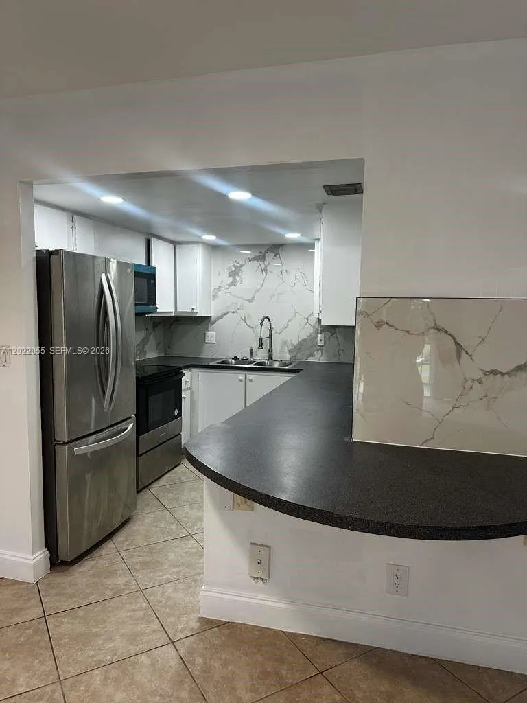 6301 N Falls Cir Dr # 309, Lauderhill FL 33319