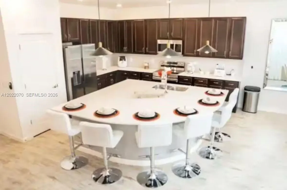 2484 SHANTI DR, Kissimmee FL 34746