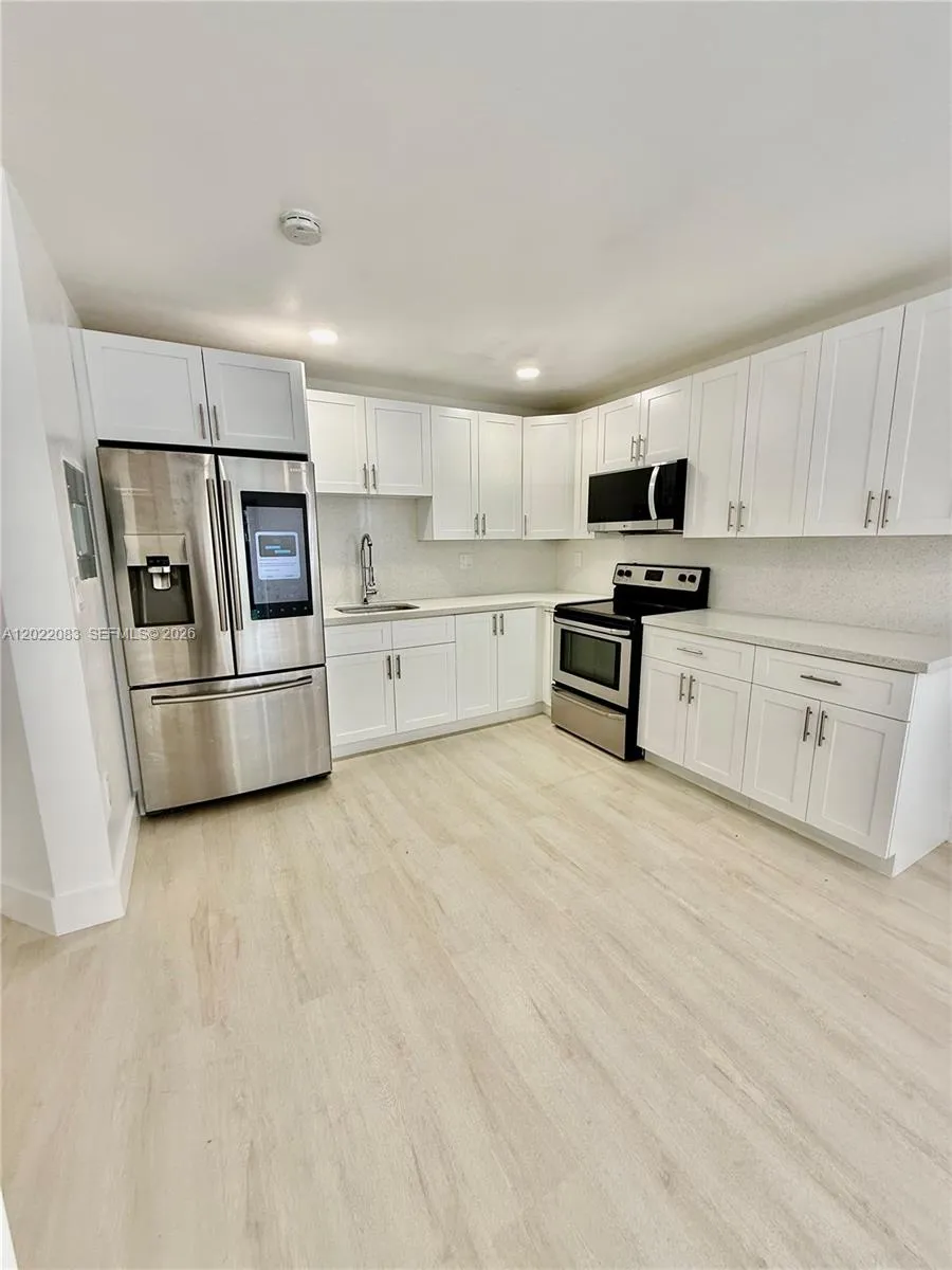 2652 SW 34th Ave REAR, Miami FL 33133