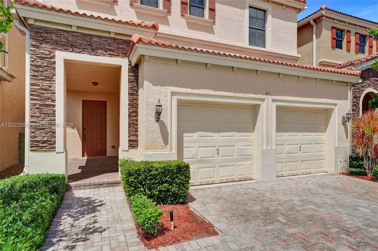 643 NE 191st Ter, Miami FL 33179