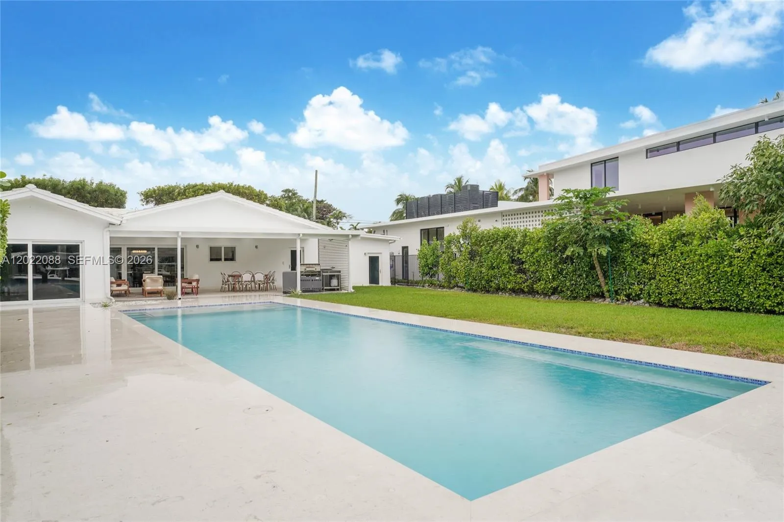 801 NE 76th St, Miami FL 33138