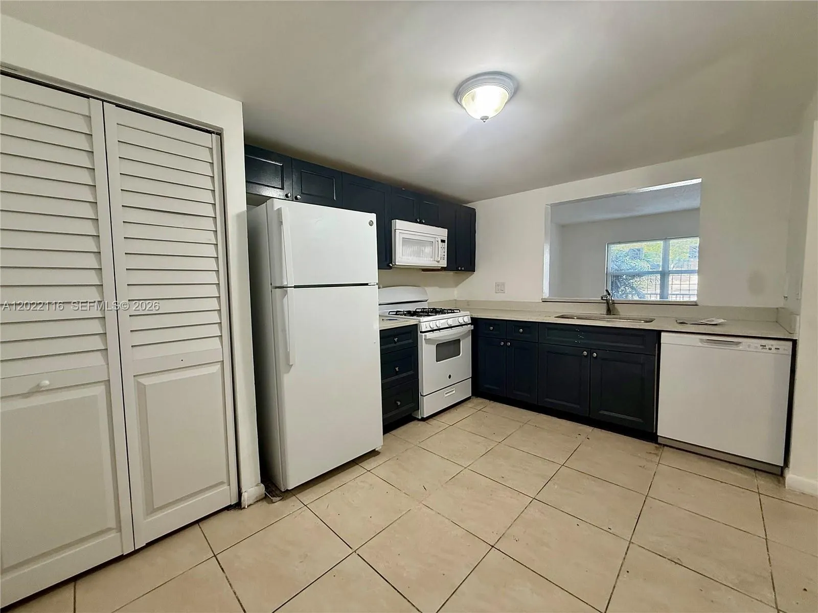18101 NW 68th Ave # B102, Hialeah FL 33015