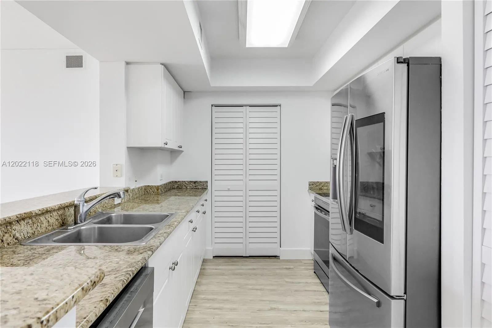 19501 W Country Club Dr # 515, Aventura FL 33180