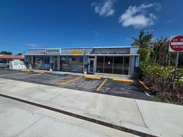 for sale at 9128 SE Bridge Rd, Hobe Sound FL 33455