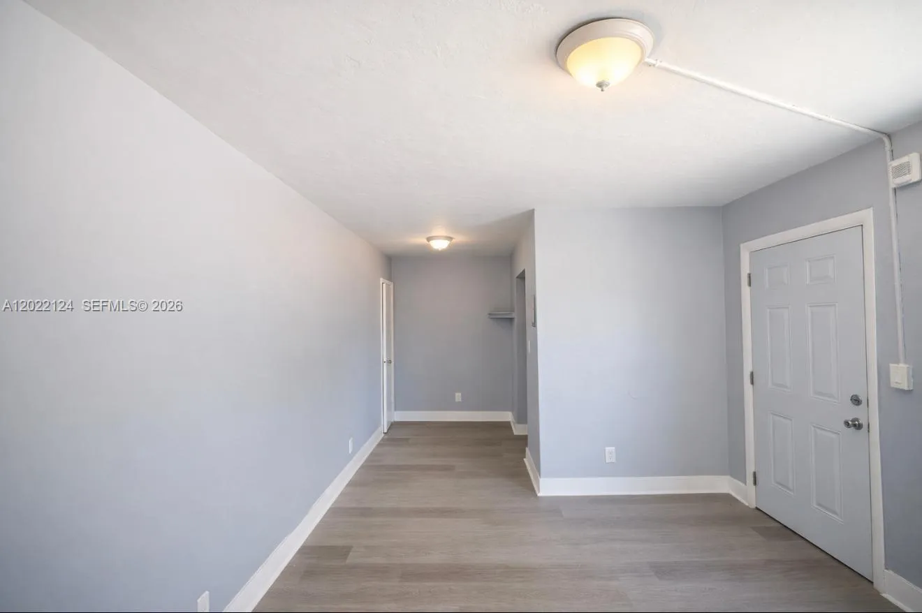 6080 W Flagler St # 6, Miami FL 33144