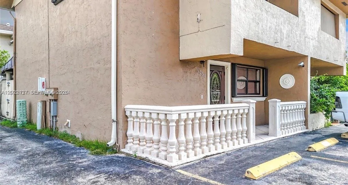 5350 W 26th Ave # 118, Hialeah FL 33016