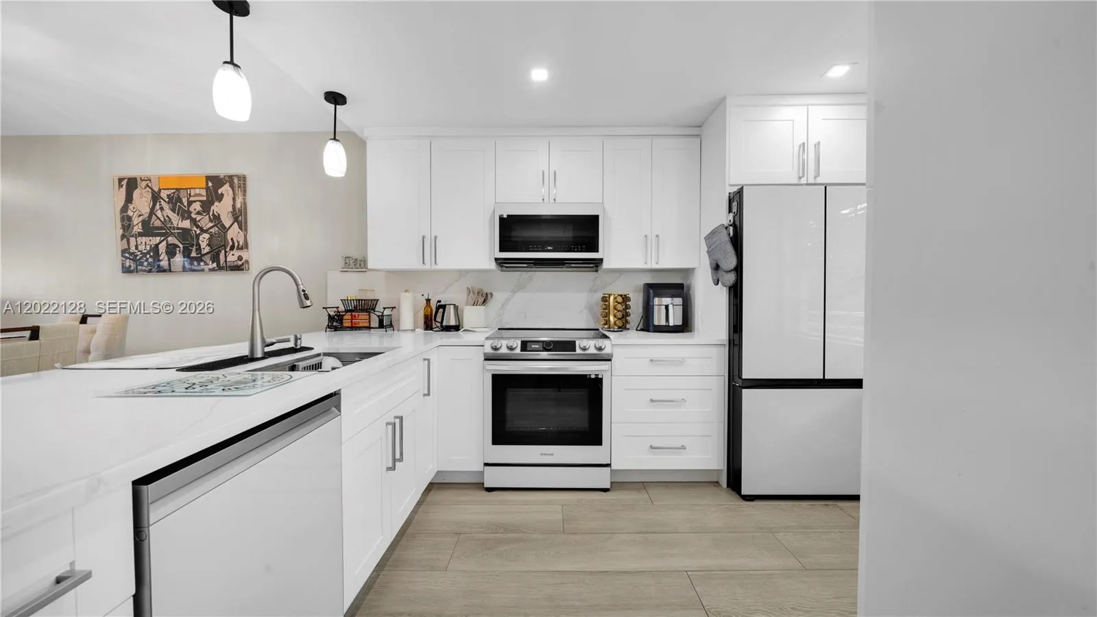 2 bedroom 2 bath for sale at 605 Oaks Dr # 502, Pompano Beach FL 33069