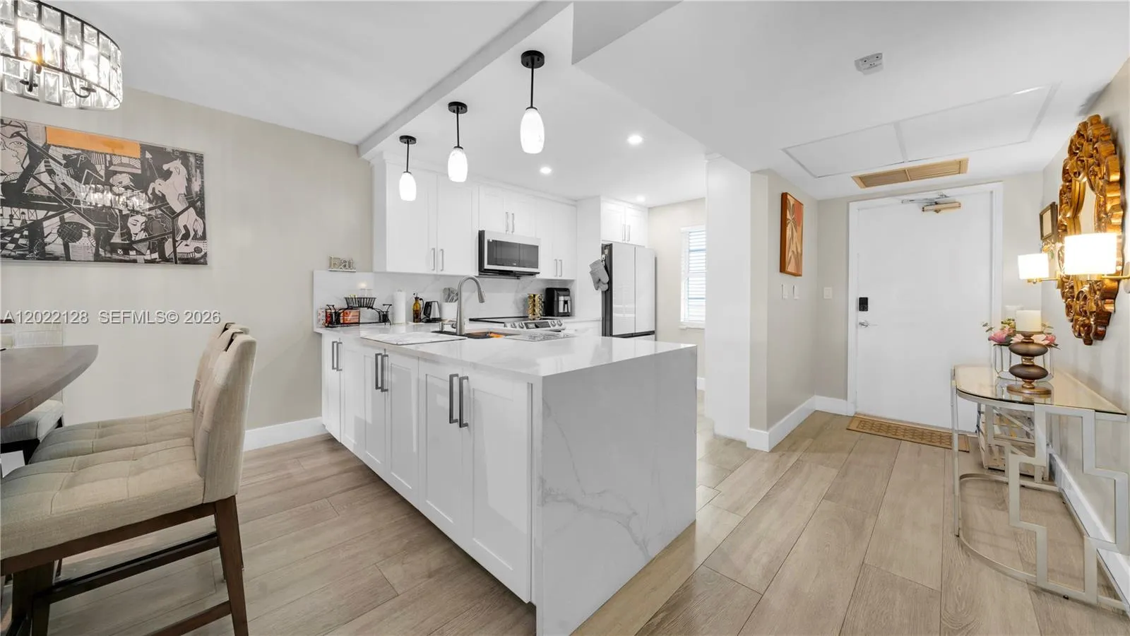 605 Oaks Dr # 502, Pompano Beach FL 33069