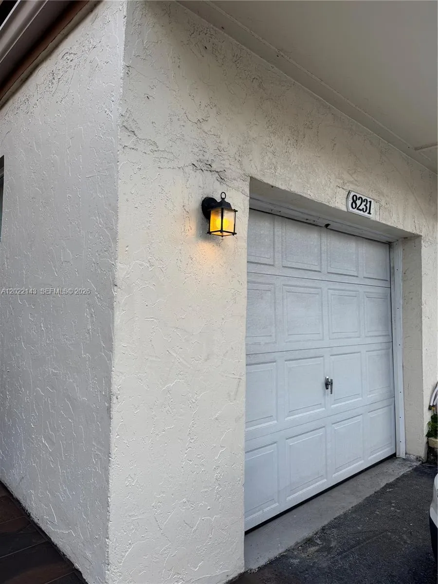 8231 NW 8th Pl # 3, Plantation FL 33324