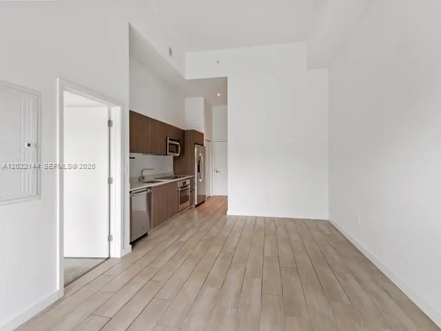 1600 SW 1 Ave # 305, Miami FL 33129