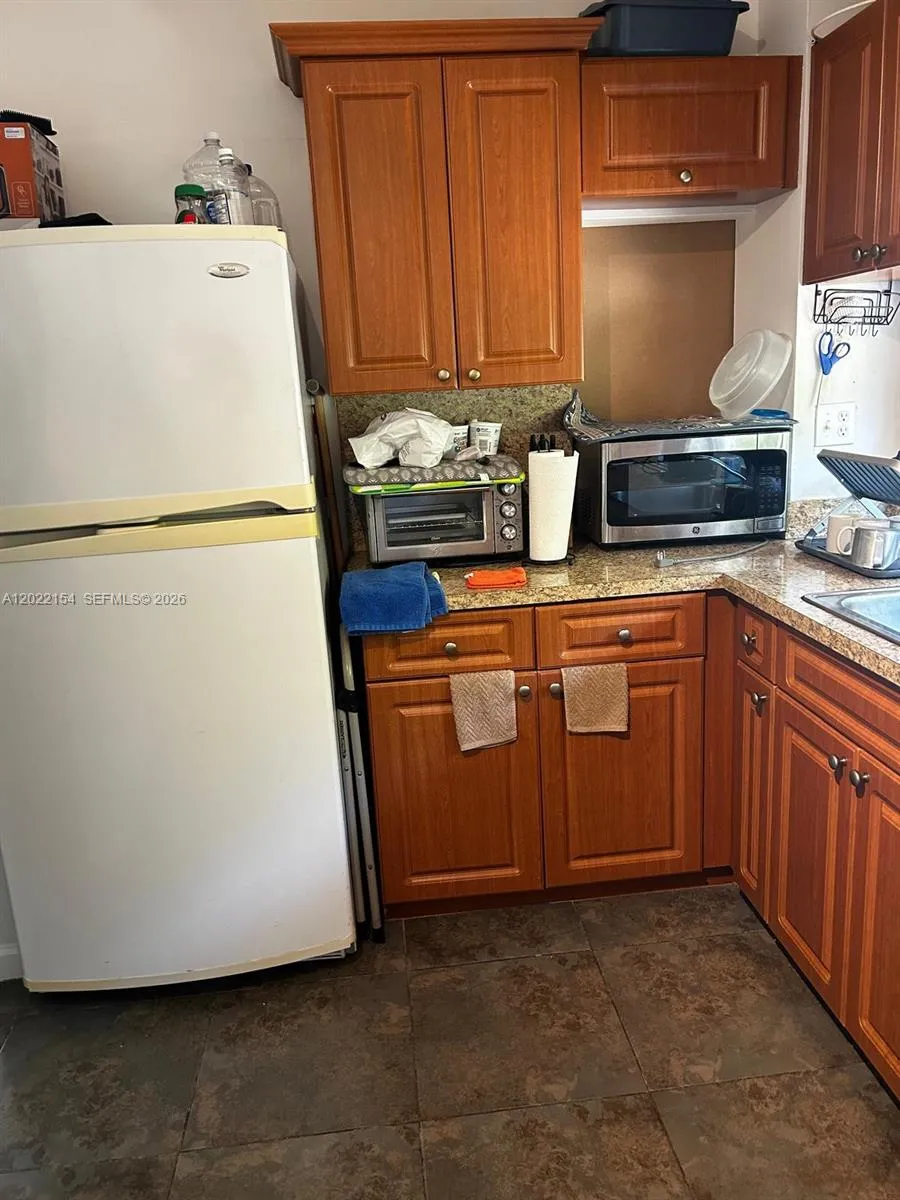 17021 N Bay Rd # 327, Sunny Isles Beach FL 33160