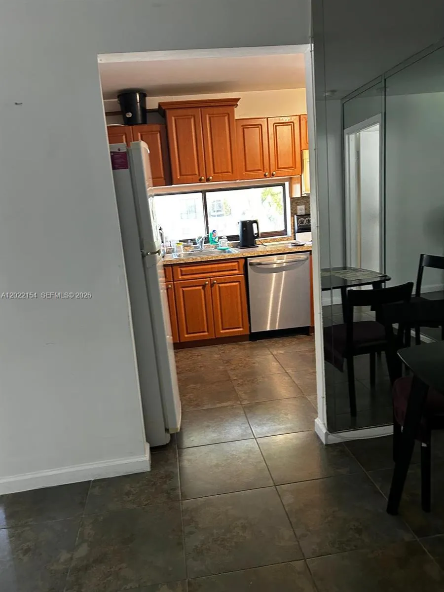 17021 N Bay Rd # 327, Sunny Isles Beach FL 33160