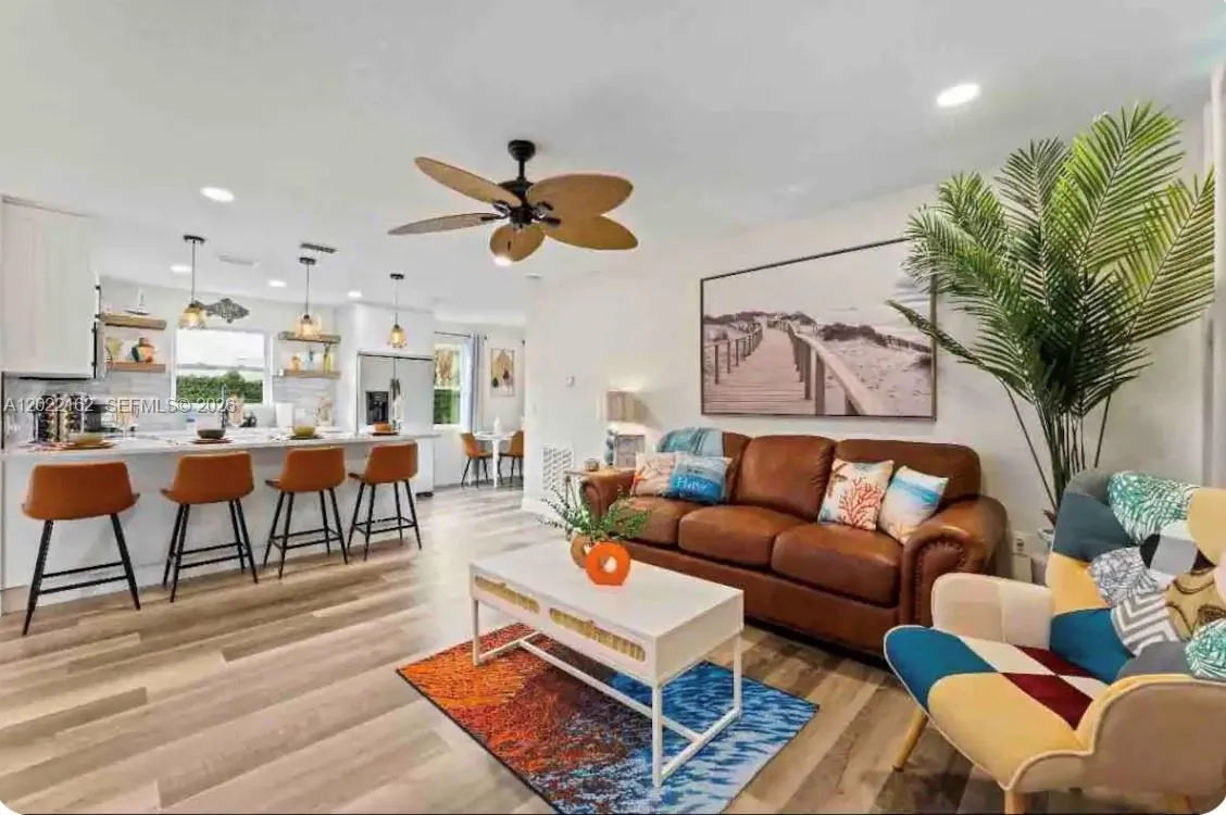 301 N Hollywood Ave, Daytona FL 32118