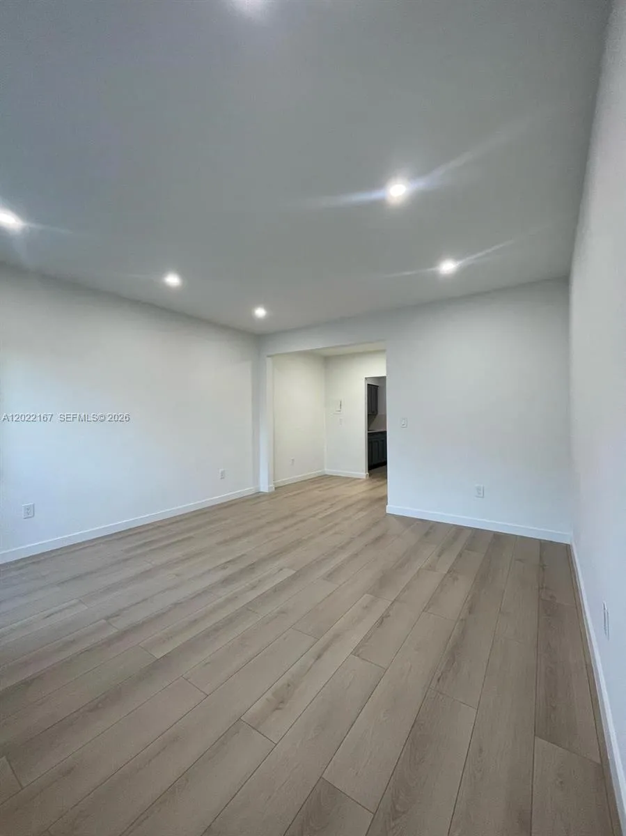 544 Michigan Ave # 10, Miami Beach FL 33139