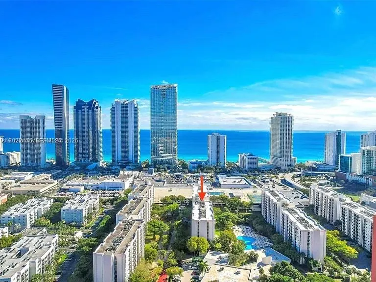 1 bedroom 1 bath for sale at 17011 N Bay Rd # 1018, Sunny Isles Beach FL 33160