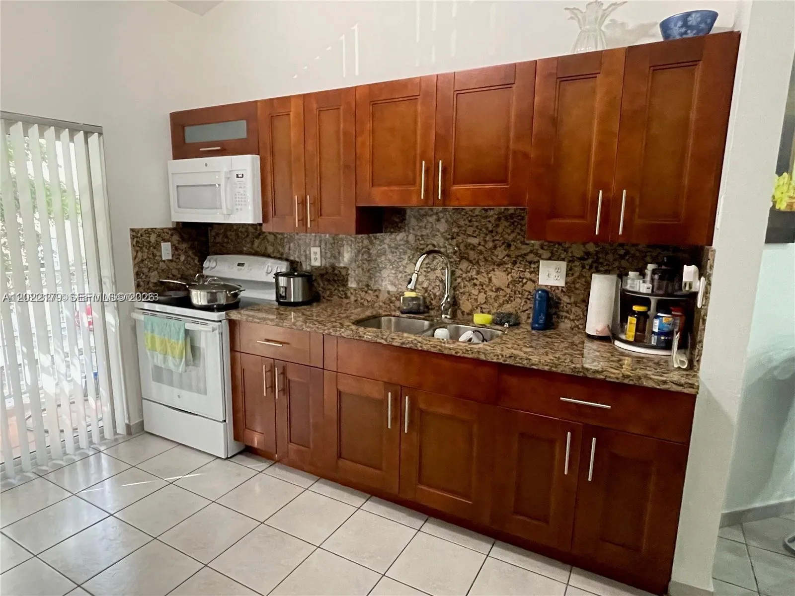 7500 W 20th Ave # 202, Hialeah FL 33016
