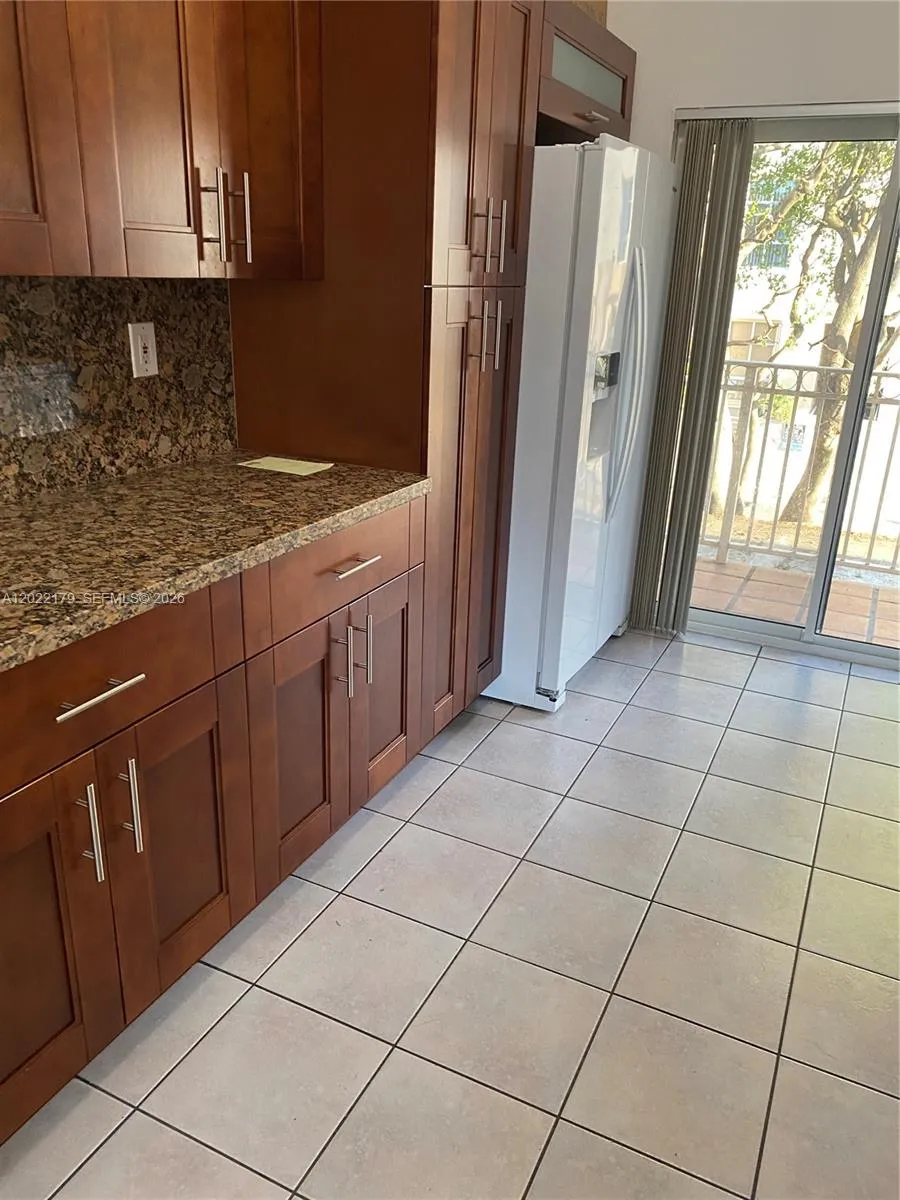 7500 W 20th Ave # 202, Hialeah FL 33016