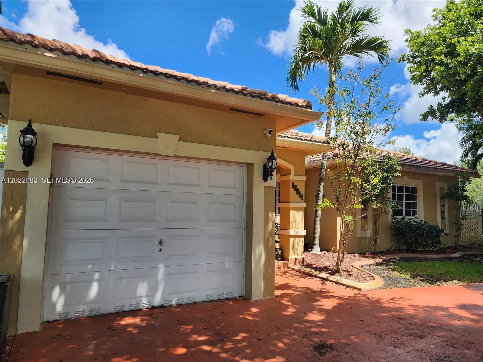 16441 NW 89th Ct, Miami Lakes FL 33018