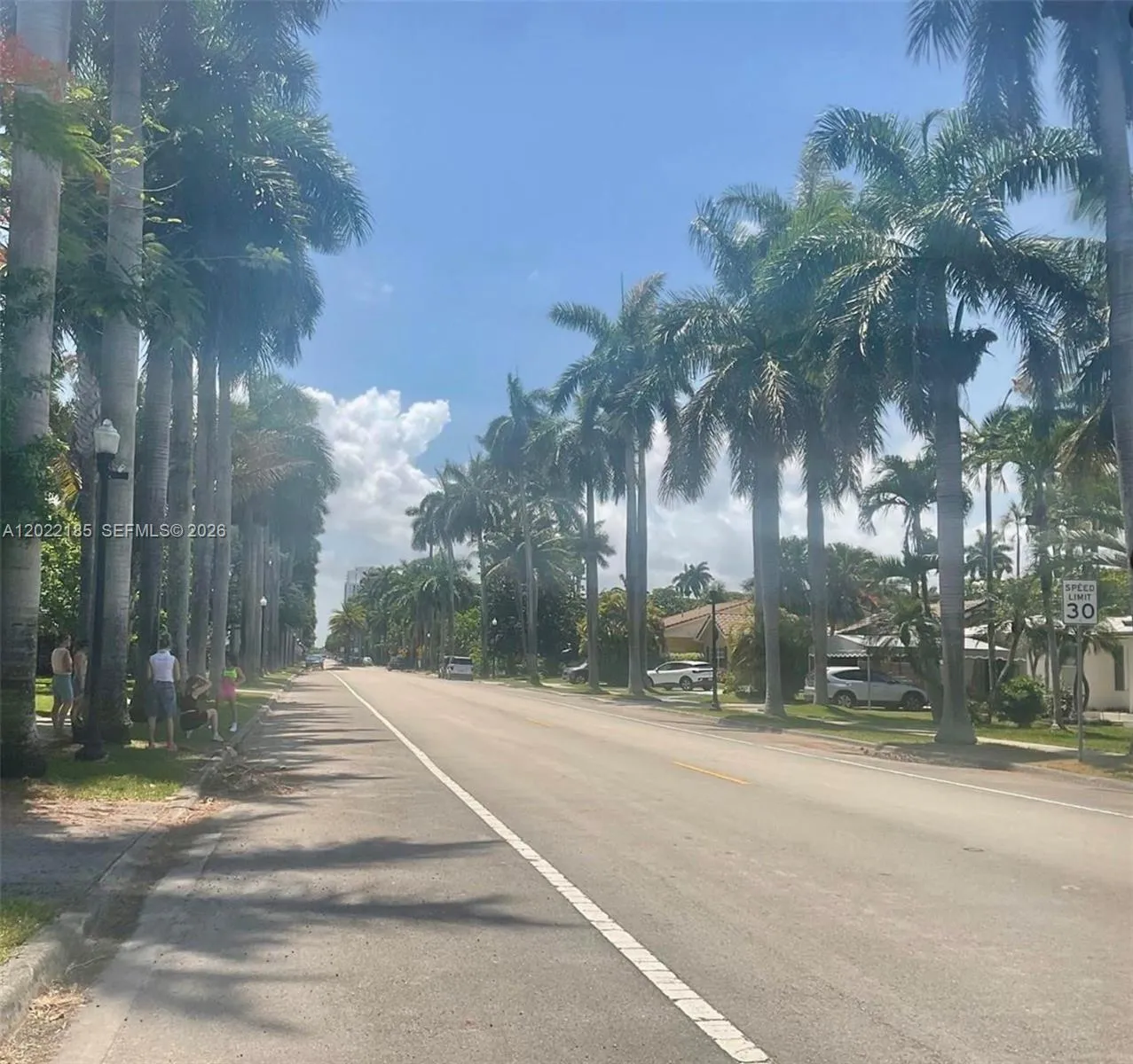 1206 Tyler St, Hollywood FL 33019