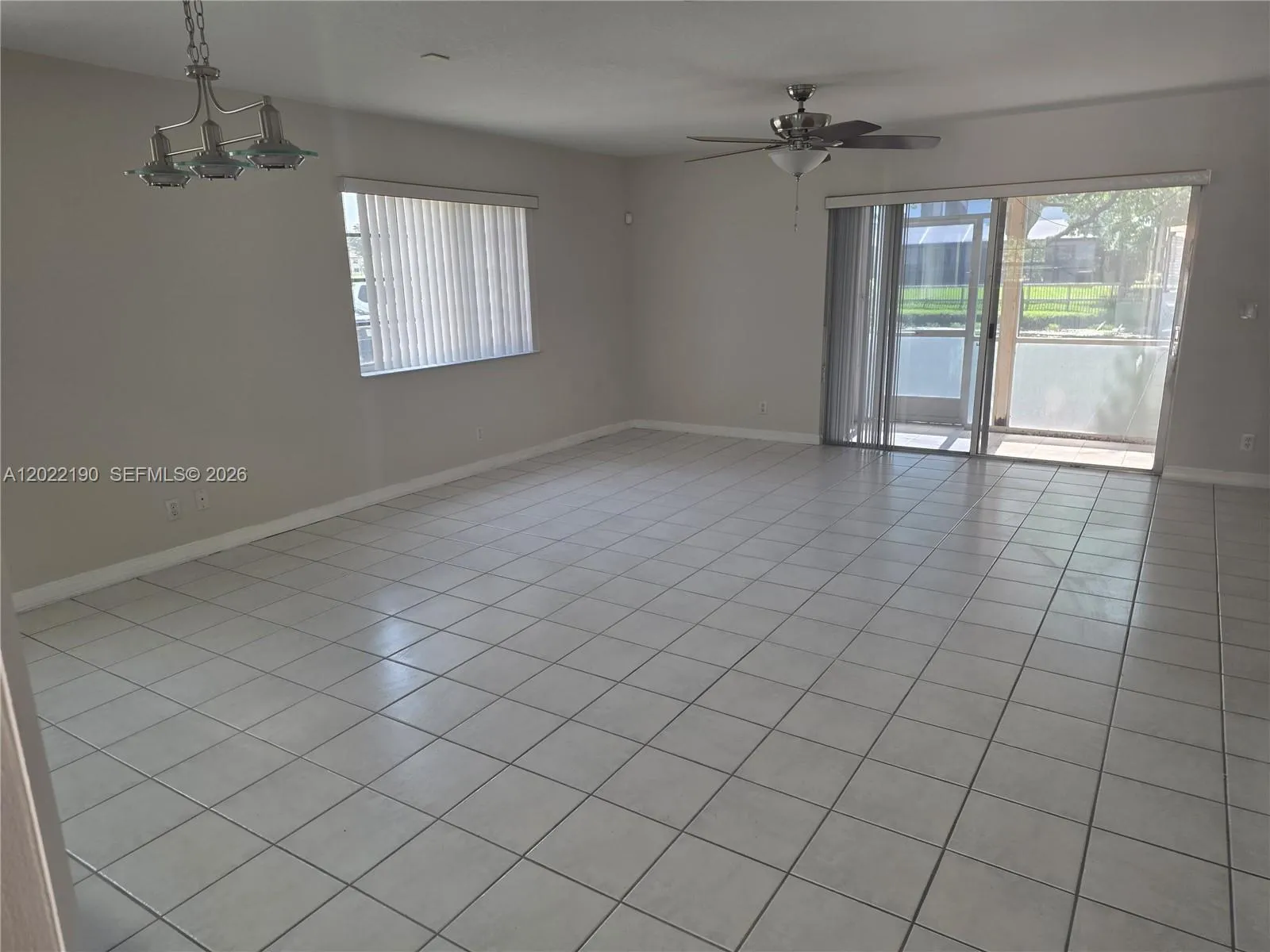 9521 NW 42nd St # 9521, Sunrise FL 33351
