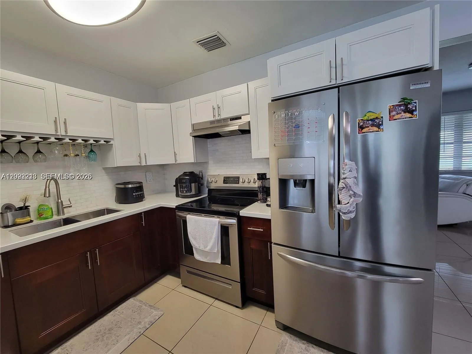 6930 SW 12th St, Pembroke Pines FL 33023
