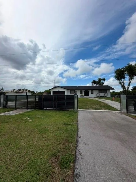 20465 SW 200th St, Miami FL 33187