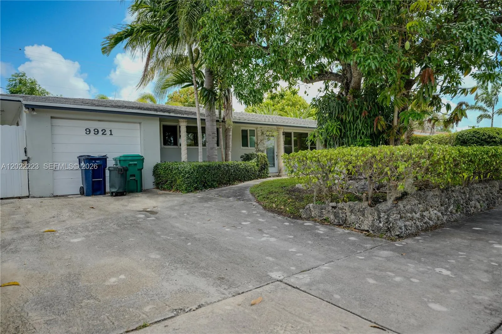 9921 SW 165th Ter, Miami FL 33157