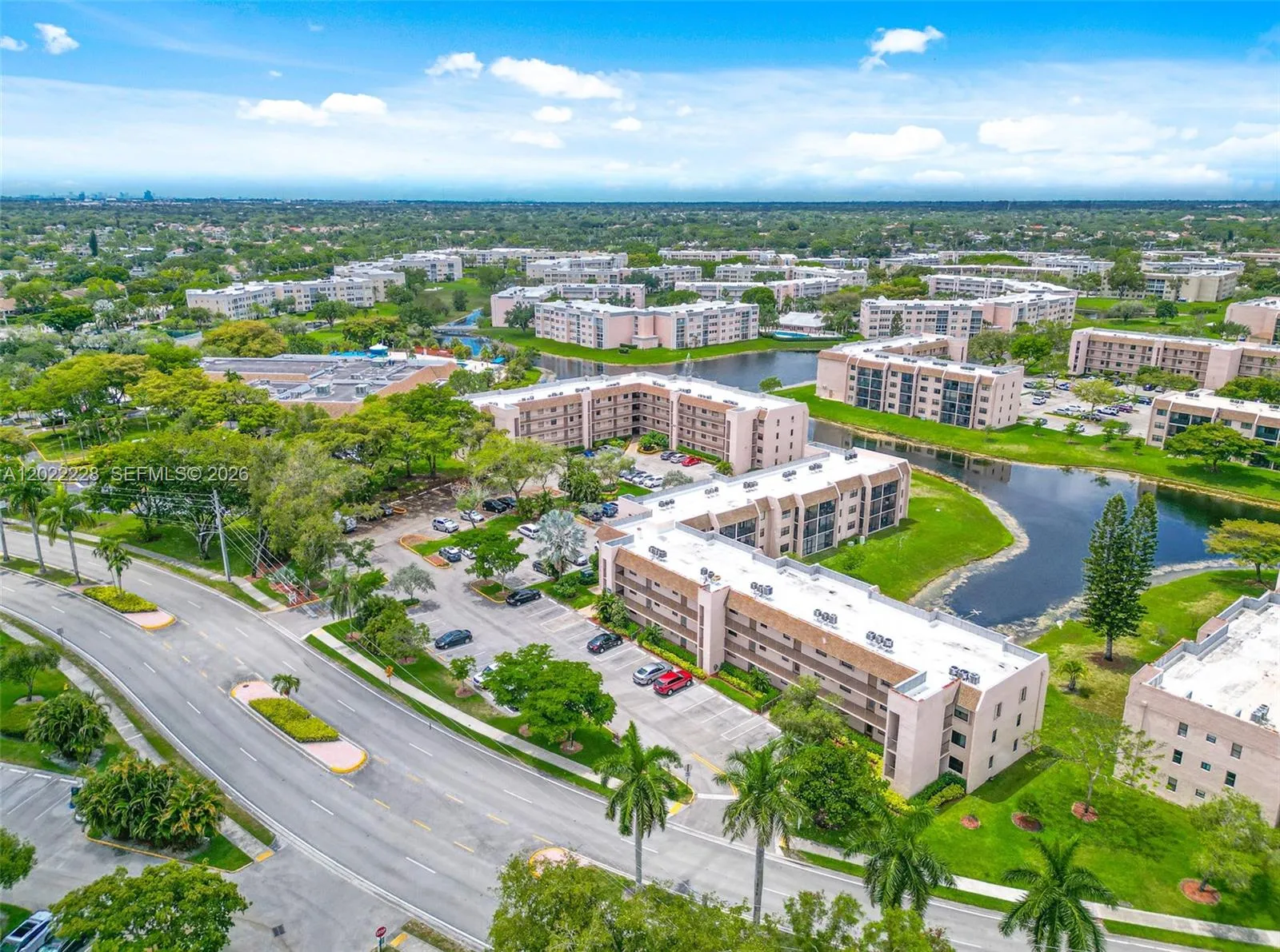 10130 Sunrise Lakes Blvd # 210, Sunrise FL 33322