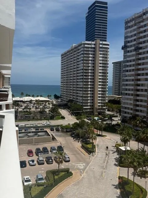 1965 S Ocean Dr # 9K, Hallandale Beach FL 33009
