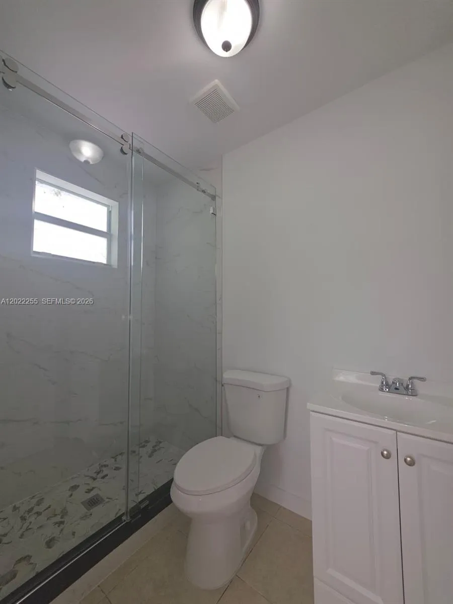 829 SW 3rd St # 831, Miami FL 33130