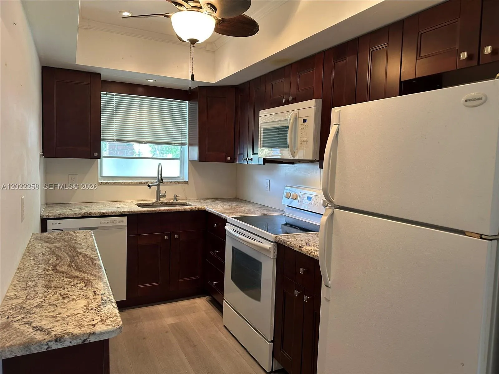 3700 Harrison St # 15A, Hollywood FL 33021