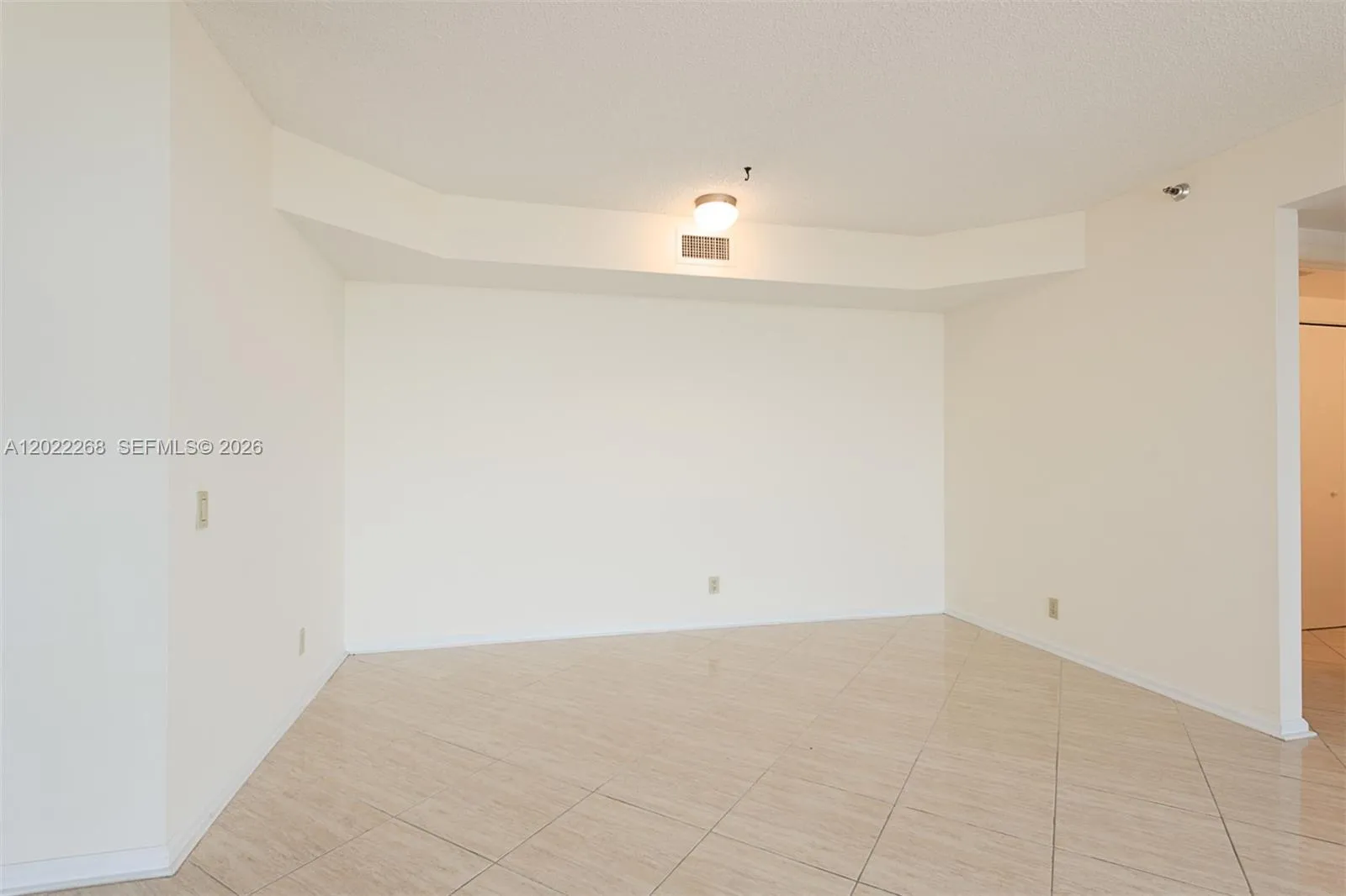 3610 Yacht Club Dr # 511, Aventura FL 33180