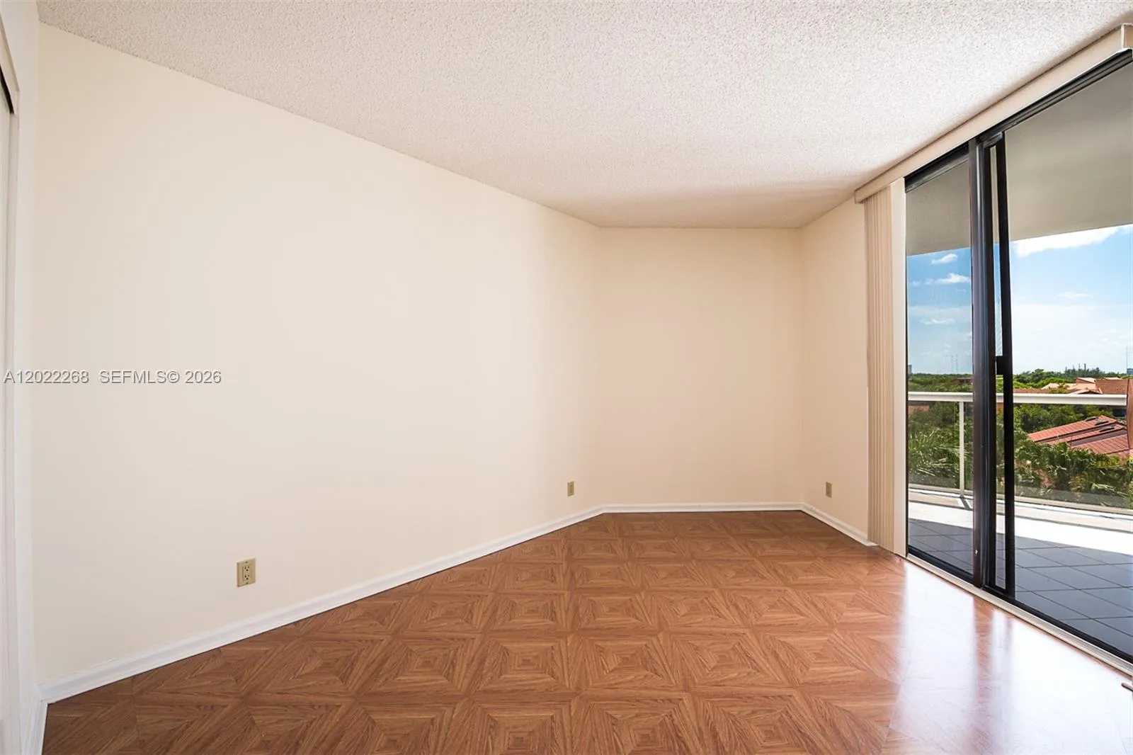 3610 Yacht Club Dr # 511, Aventura FL 33180