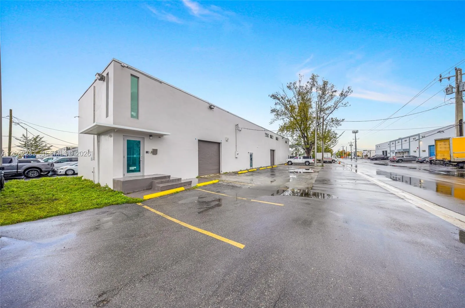 for sale at 7550 W 2nd Ct, Hialeah FL 33014