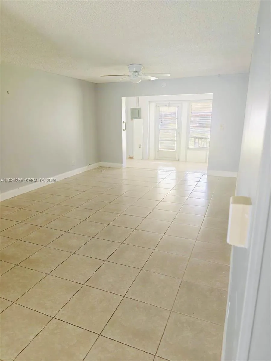 1140 NW 85th Ave # A16, Plantation FL 33322
