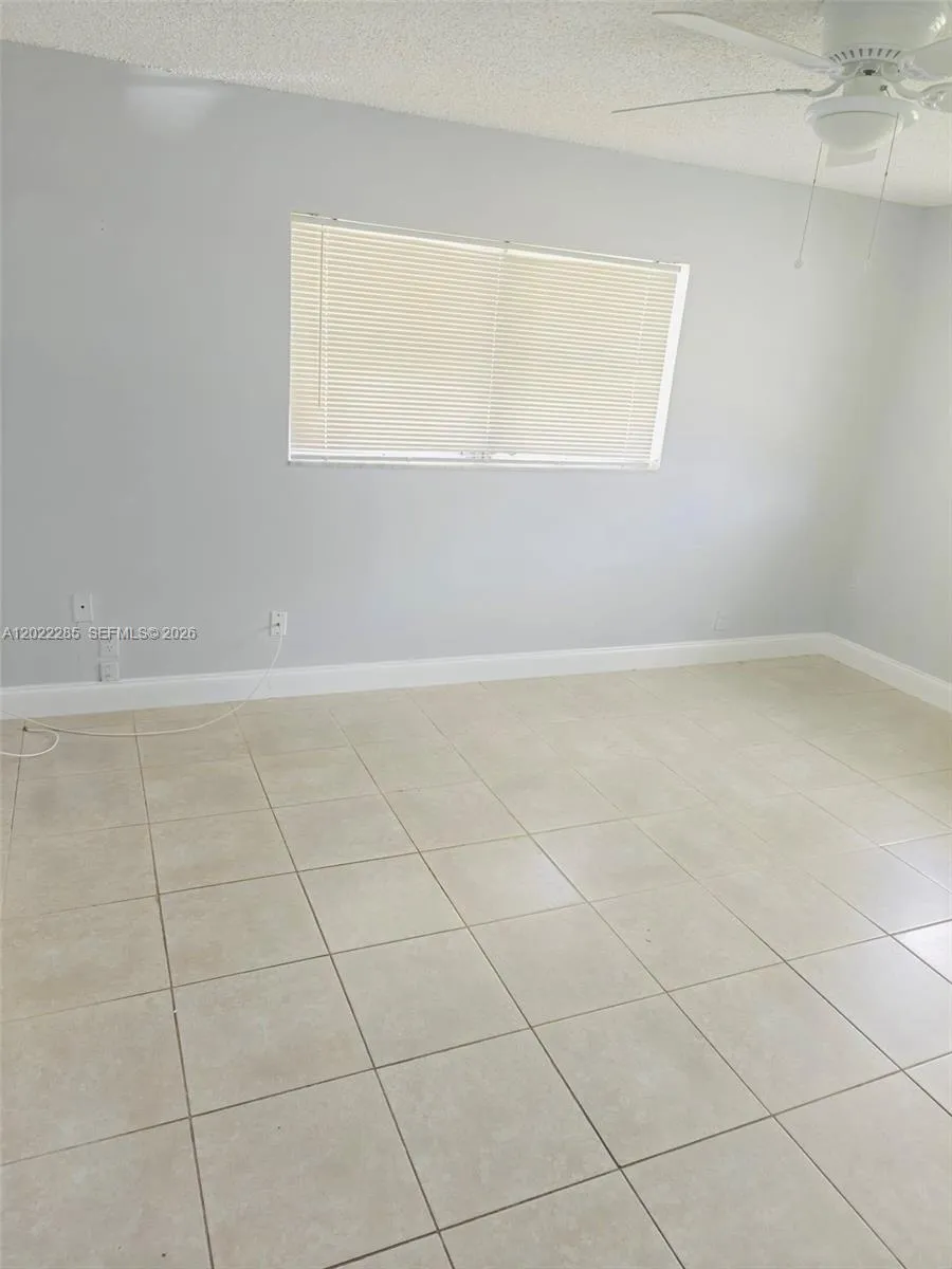 1140 NW 85th Ave # A16, Plantation FL 33322