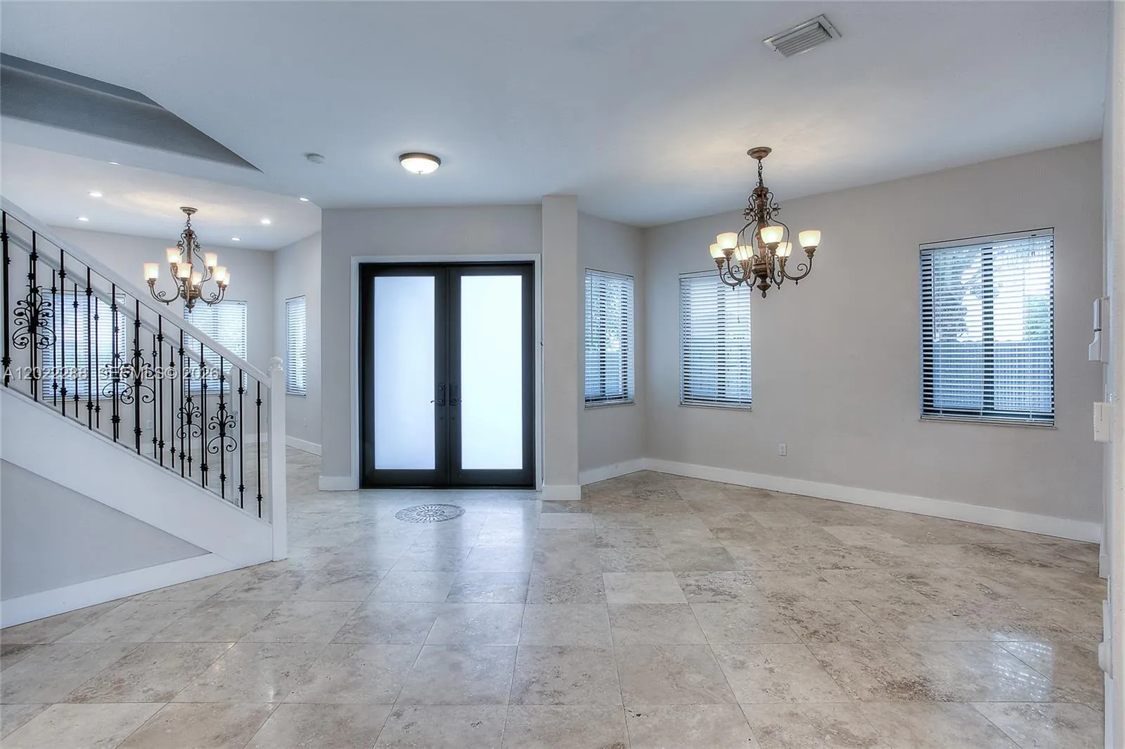18355 NW 89th Ave, Hialeah FL 33018