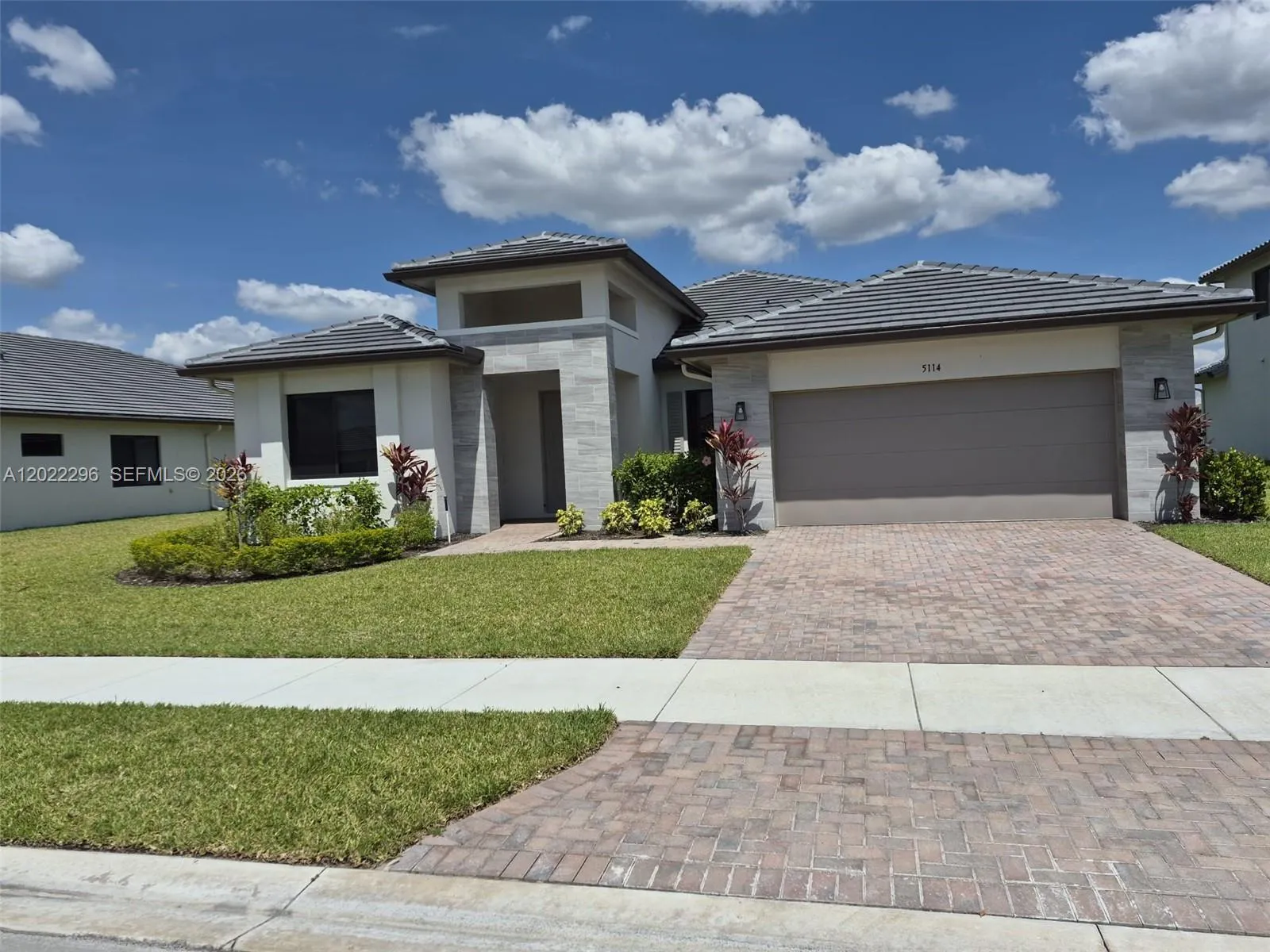 4 bedroom 3 bath for sale at 5114 N Penella Ave, Other City - In The State Of Florida FL 34142