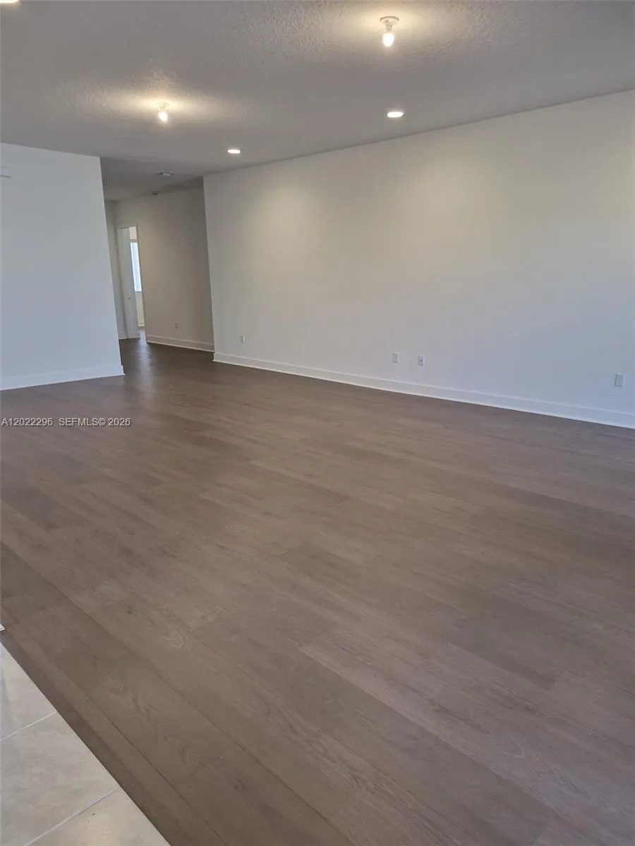 5114 N Penella Ave, Other City - In The State Of Florida FL 34142