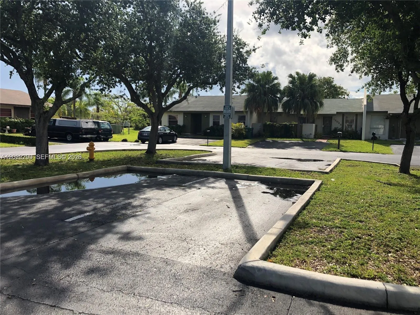 12037 SW 110th St Cir S # 12037, Miami FL 33186