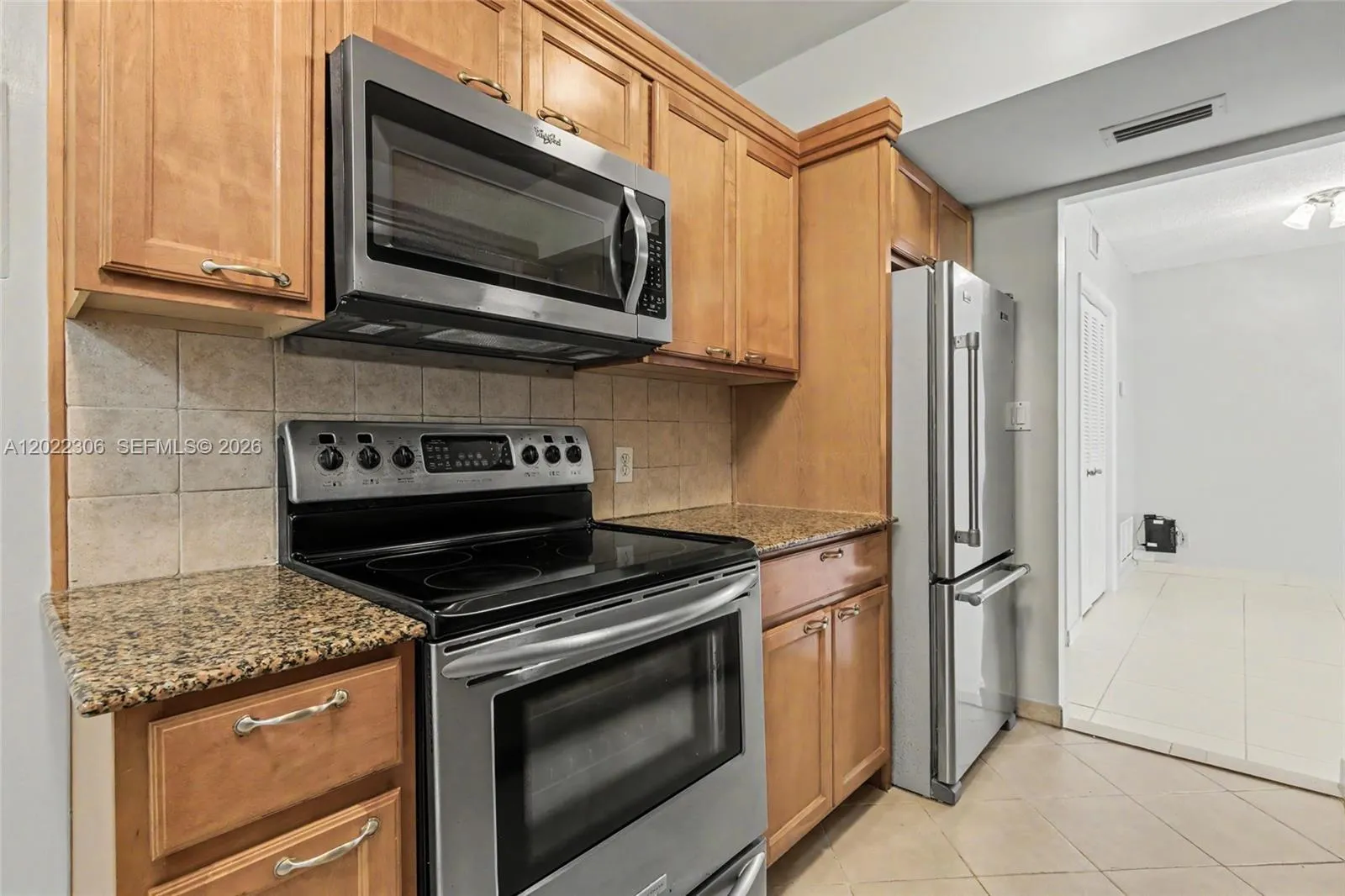 4330 Hillcrest Dr # 506, Hollywood FL 33021