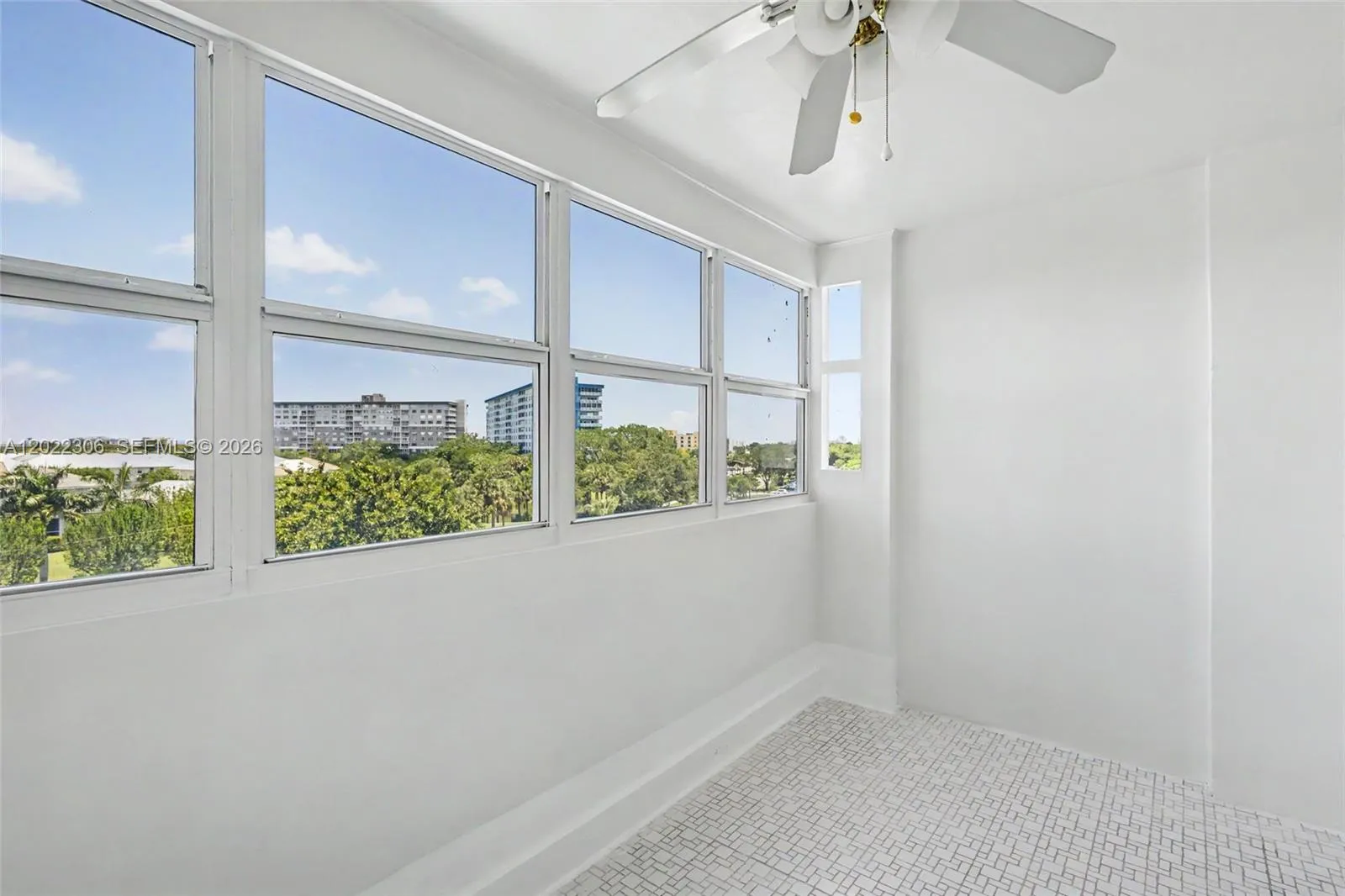 4330 Hillcrest Dr # 506, Hollywood FL 33021