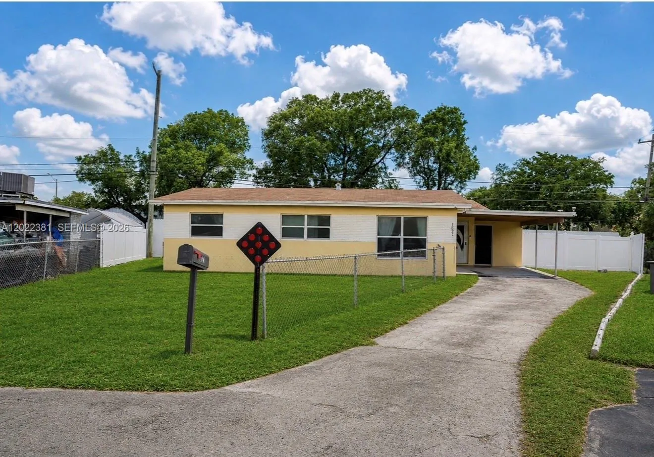 3 bedroom 2 bath for sale at 1021 NW 23rd Rd, Fort Lauderdale FL 33311