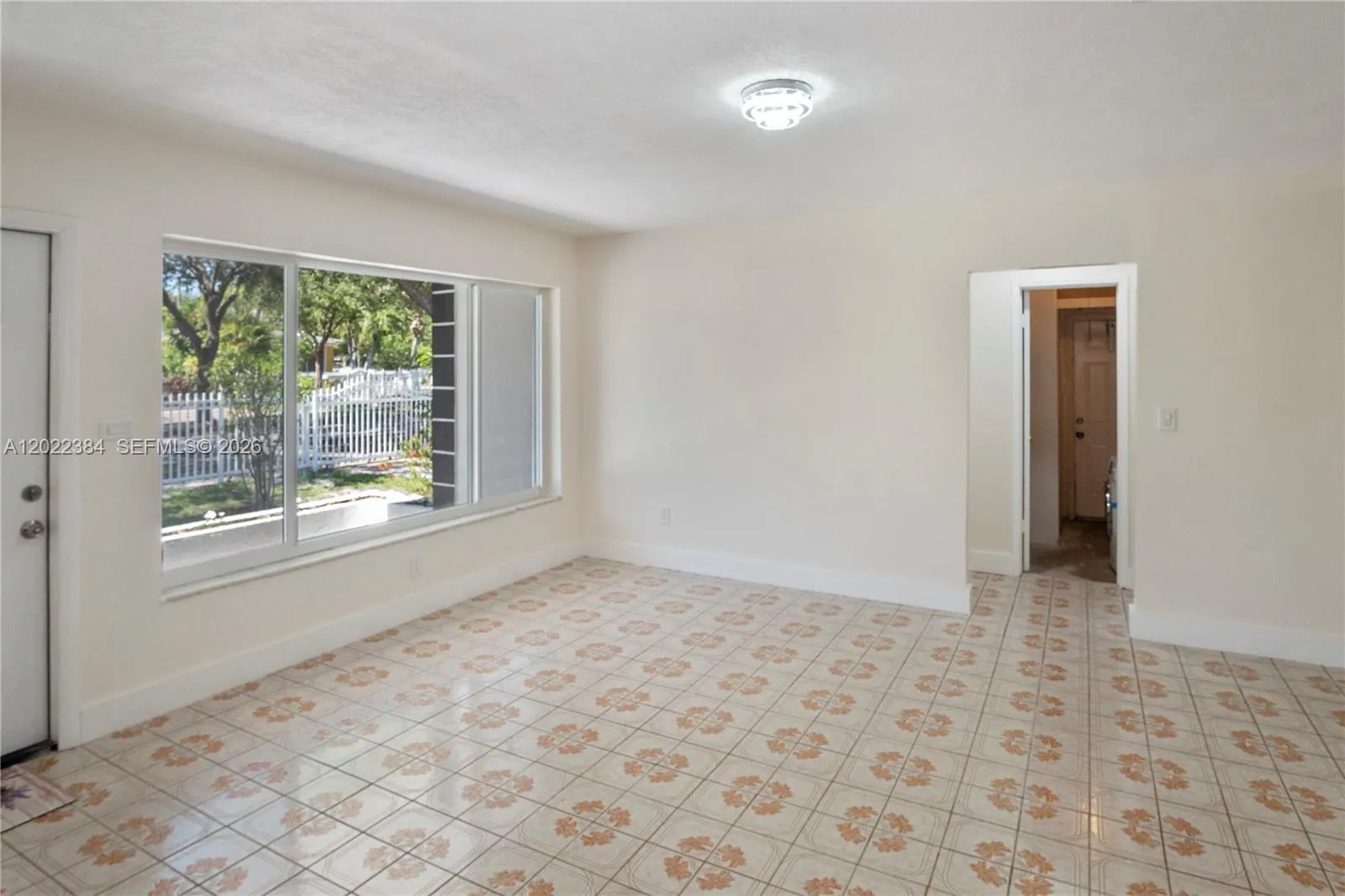 1075 NW 127th St, North Miami FL 33168