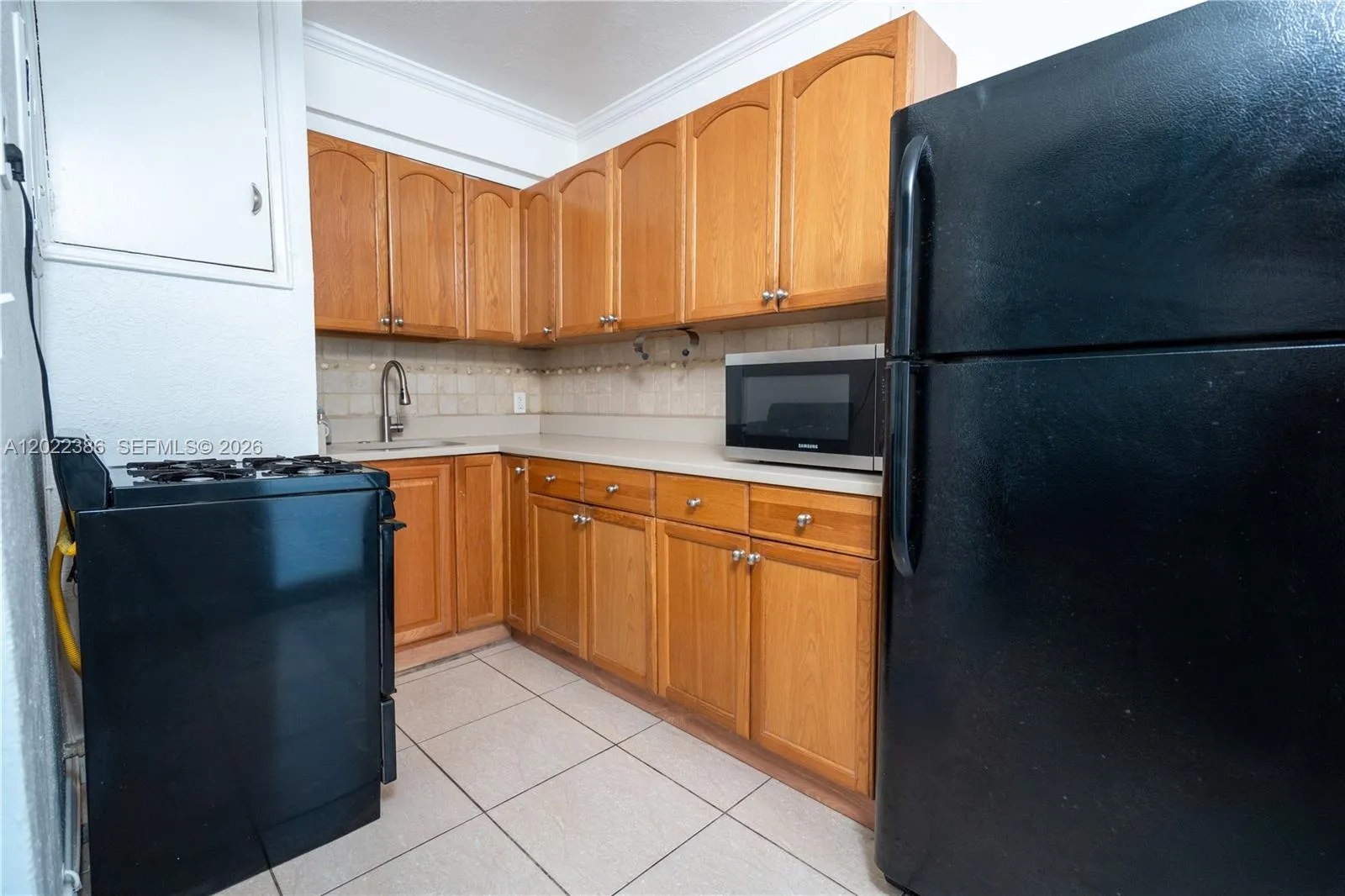 7435 Harding Ave # 204, Miami Beach FL 33141